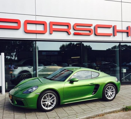 Porsche Cayman ( Liquid Porsche wrap)